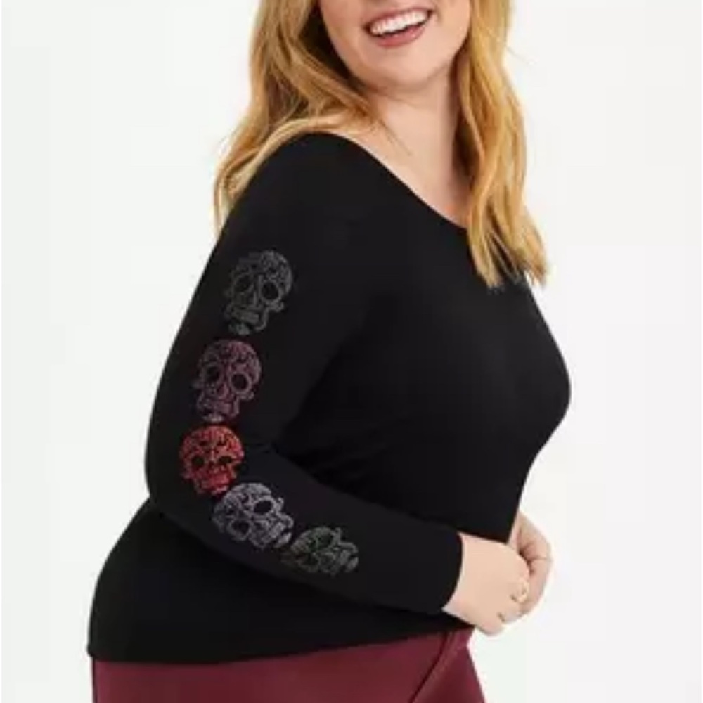 Off Shoulder Top-Black different colour Skulls down the sleeve NWOT